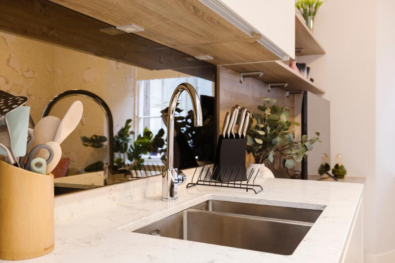 אדינבורו Joivy Tasteful Studios On Rose South מראה חיצוני תמונה